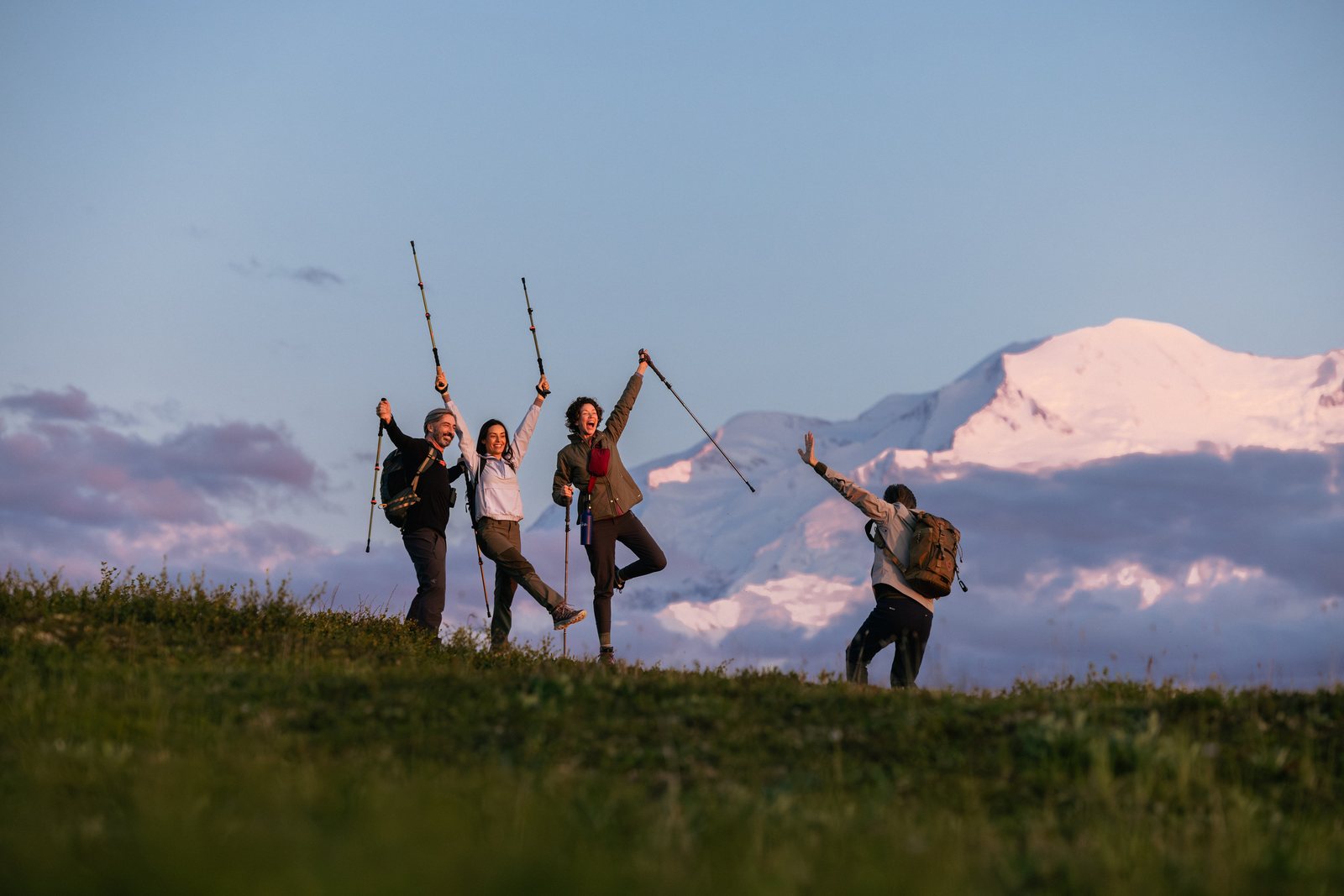 Alaska 2024 land-tour photography: Hiking · Denali
